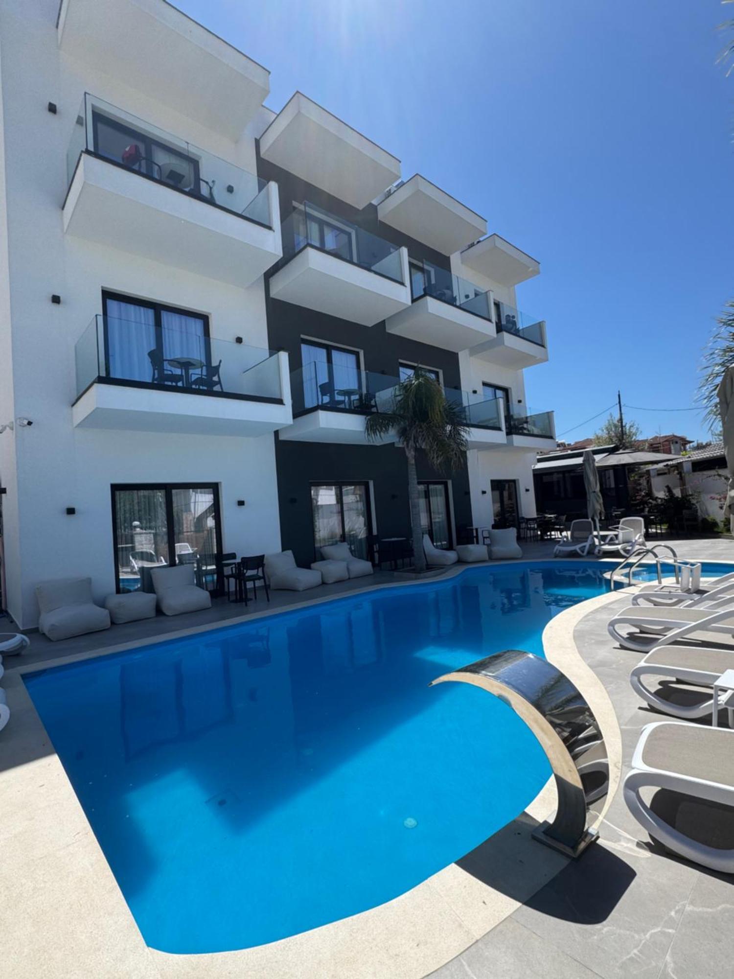 Absolute Hotel Ksamil Exterior photo